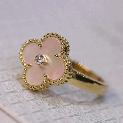 CLOVER DELUXE RING | WHITE - GOLD