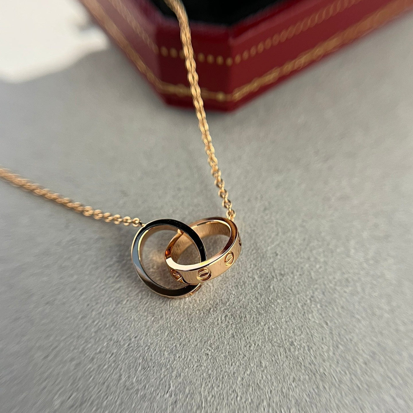 LOVE NECKLACE DOUBLE RING | ROSE GOLD