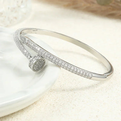 NAIL RING HERMIZ | PAVÉ