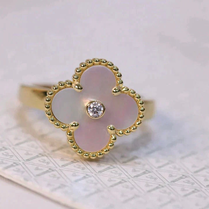 CLOVER DELUXE RING | WHITE - GOLD