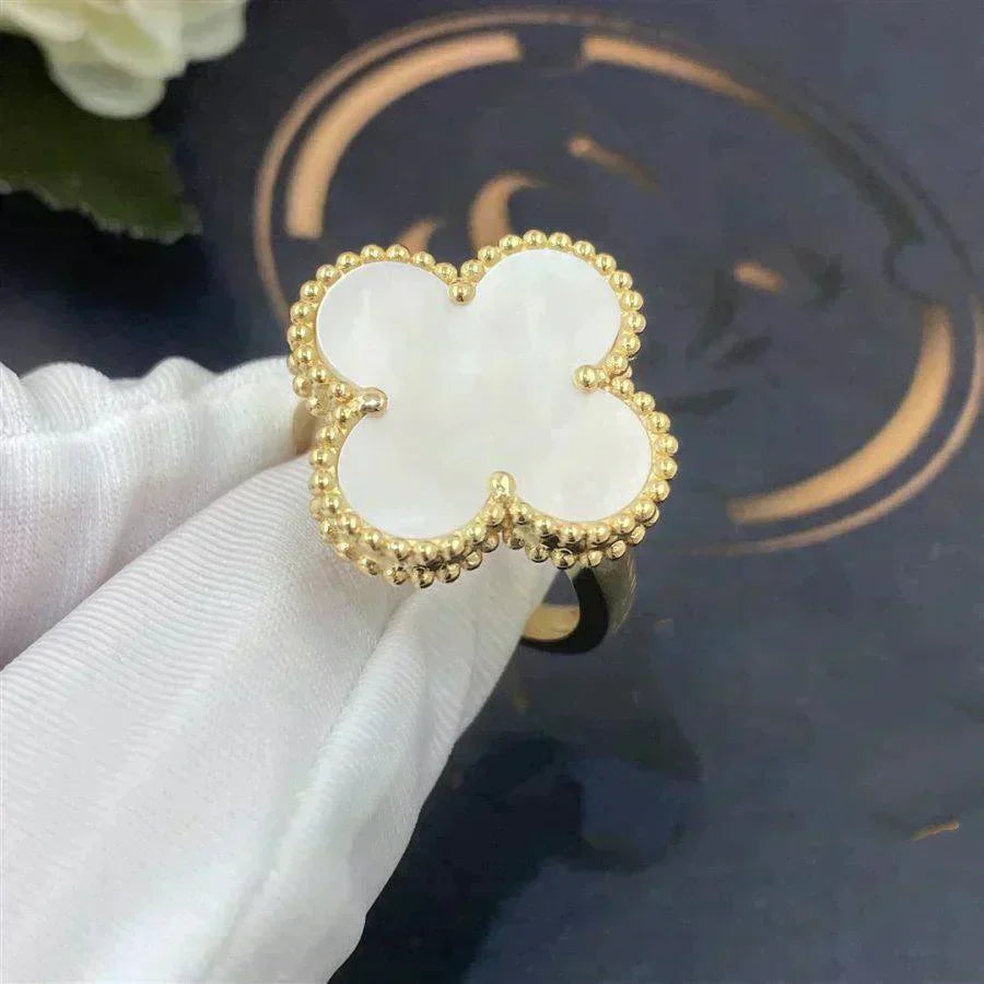 CLOVER RING | WHITE - GOLD