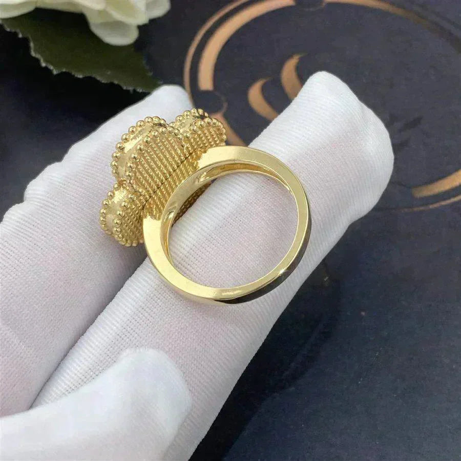 CLOVER RING | WHITE - GOLD